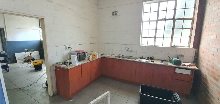 To Let commercial Property for Rent in Parow Industrial Western Cape